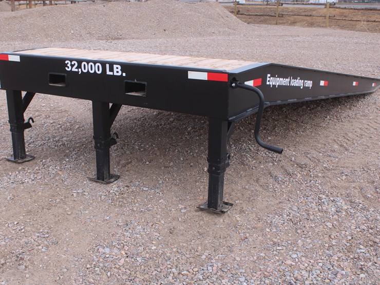 #2022-•-industrious-america-adjustable-load-ramp-32k-lb-capacity-image-2
