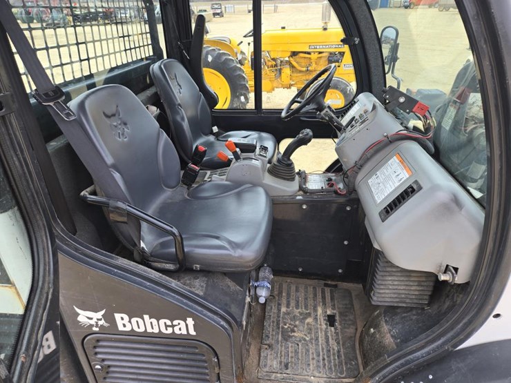 2018-bobcat-toolcat-5600-image-15