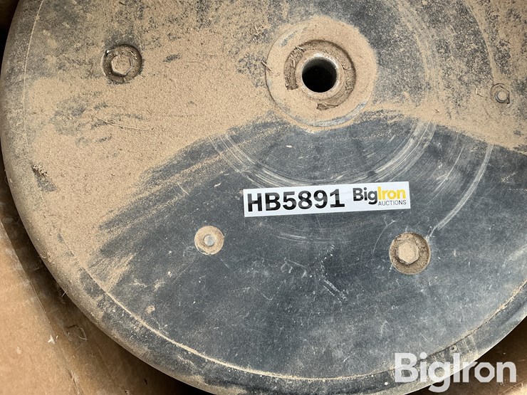 john-deere-oem-rubber-closing-wheels-image-9