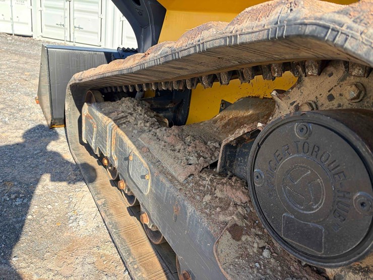 2022-deere-333g-image-10