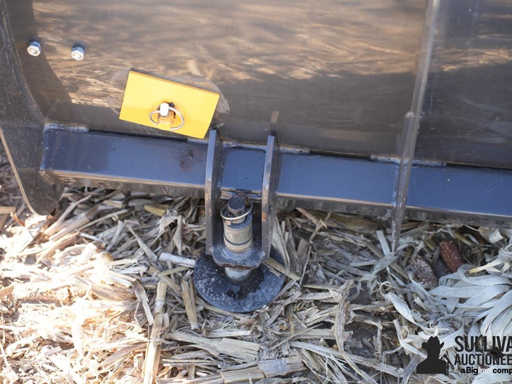 cid-xsplow96-skid-steer-plow-image-12