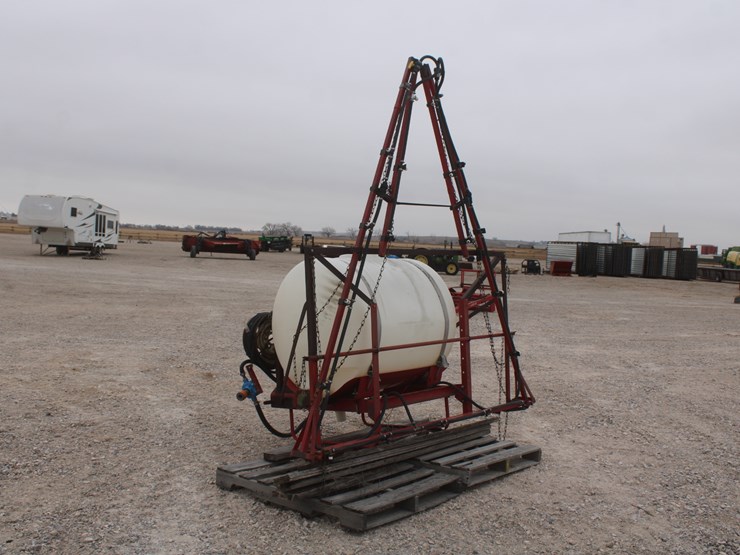 #2094-•-3-point-sprayer-with-200-gallon-tank-image-6