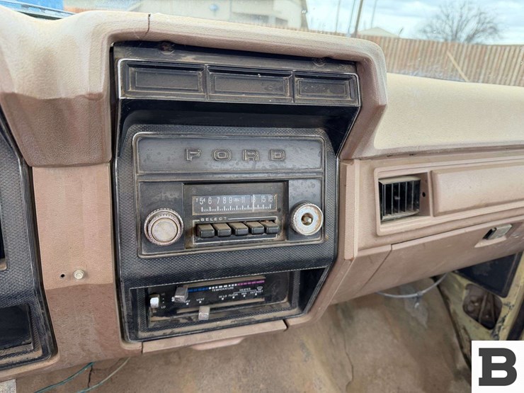 1986-ford-f700-image-39