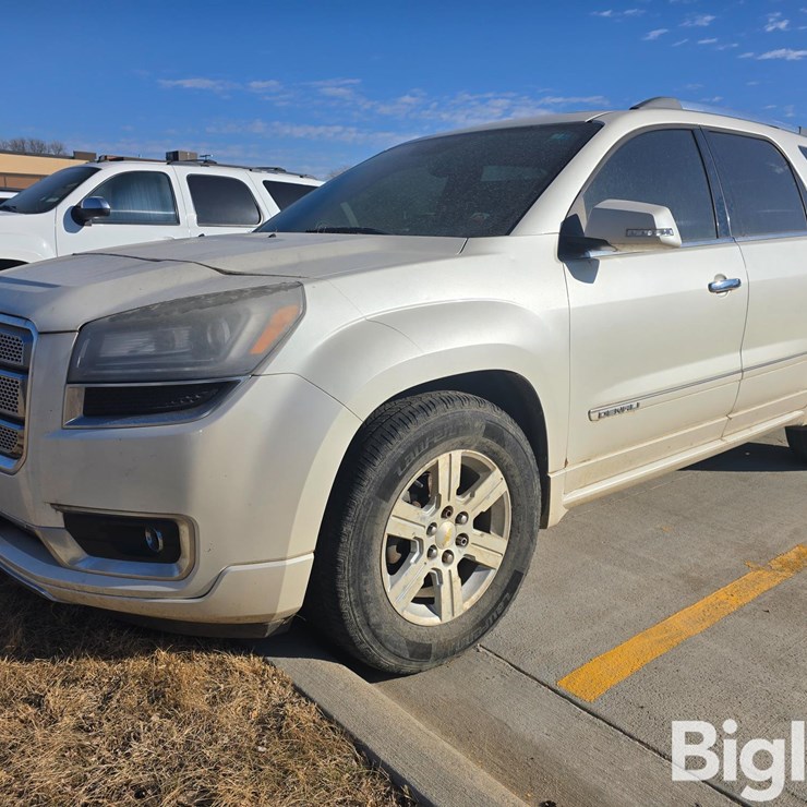 2013 GMC ACADIA DENALI