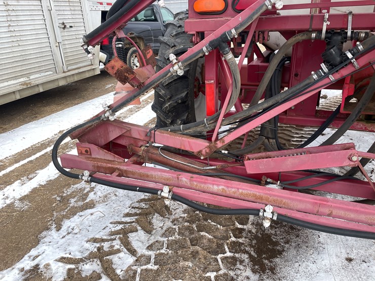 #1062-•-miller-pro-60'-sprayer-(somerset,-wi)-image-23