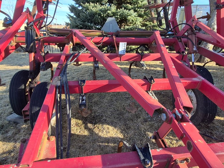 case-ih-4800-image-16