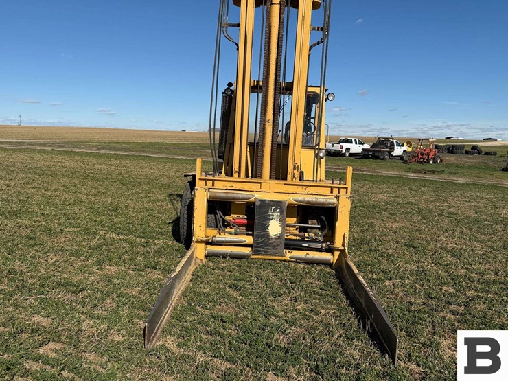 1979-caterpillar-v180b-image-7