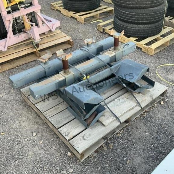 PALLET OF MISCELLANEOUS