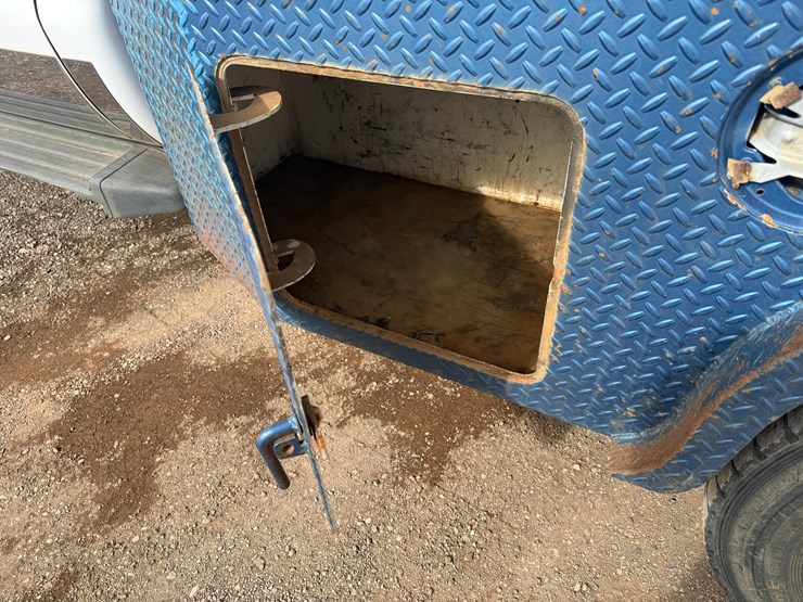 2006-ford-f550-image-29