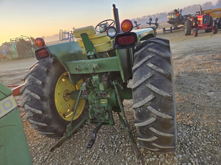 john-deere-4230-image-9