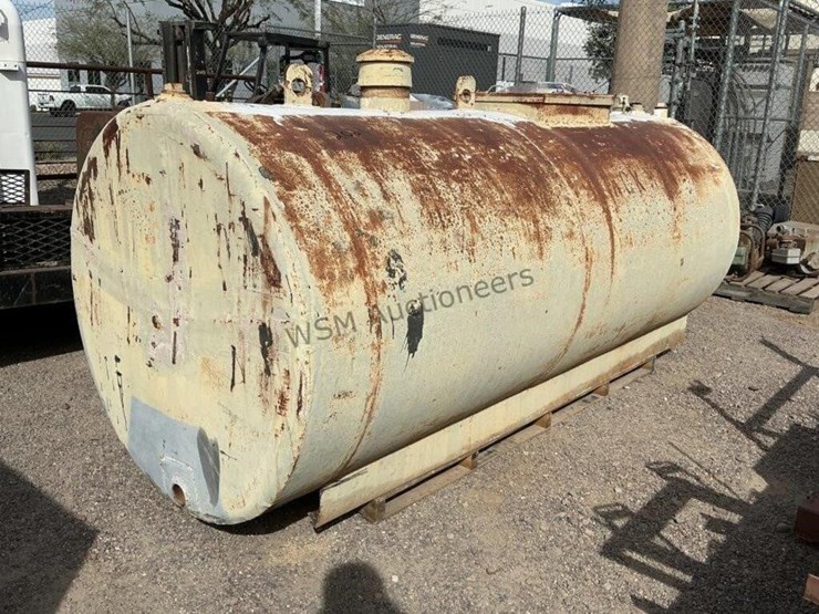 750-gallon-steel-tank-image-1