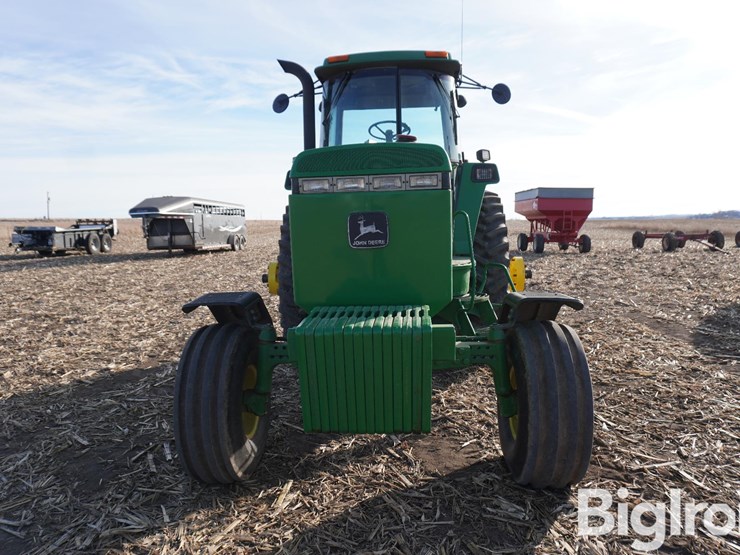 1992-john-deere-4760-image-2