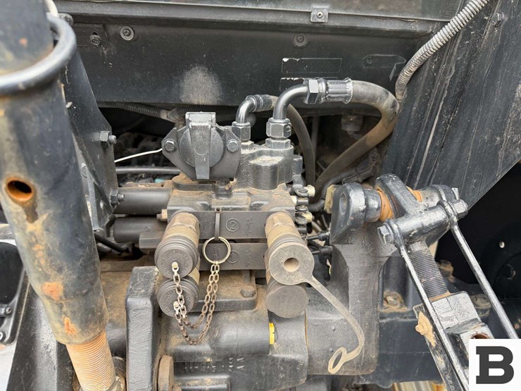 1996-case-ih-5240-image-24