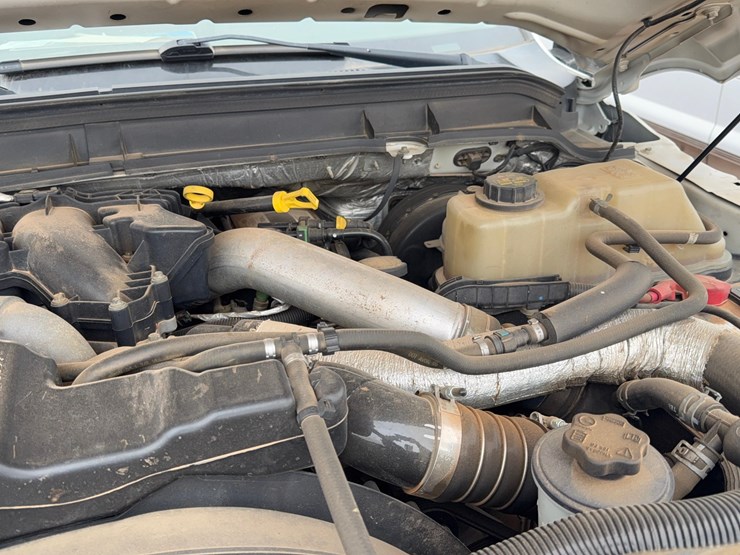 2011-ford-f250-image-15