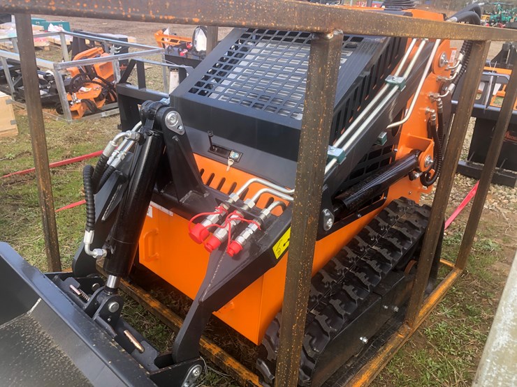 #34-•-landhonor-mini-skid-steer-image-4