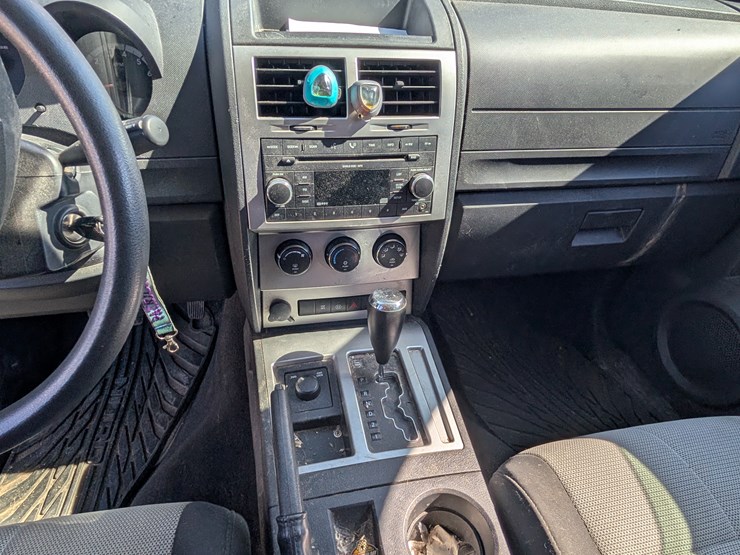 2007-dodge-nitro-image-8