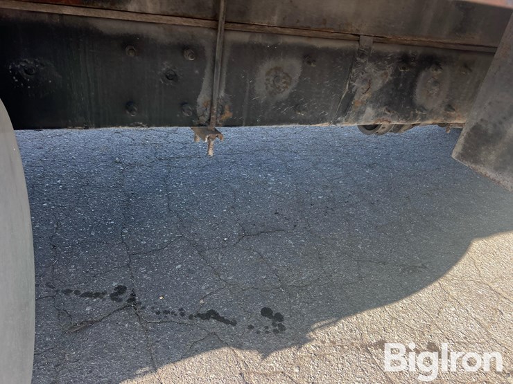 2009-kenworth-t370-image-19