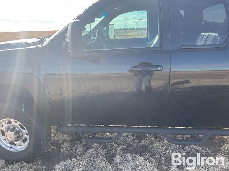 2008-chevrolet-silverado-2500-image-13