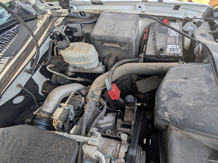 2004-chevrolet-2500-image-21