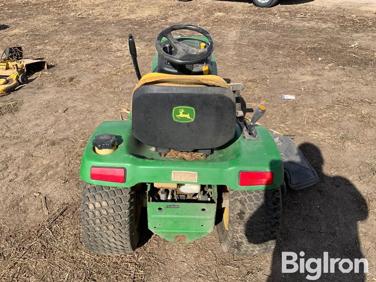 john-deere-gt235-image-6