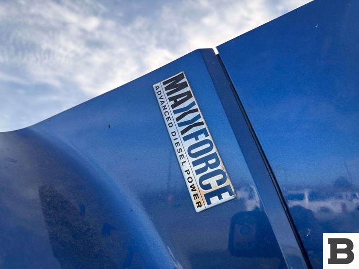 2015-international-durastar-4300-image-31