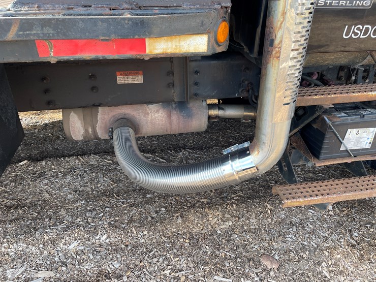 #1005-•-2003-sterling-log-truck-(has-wi-title)-(grantsburg,-wi)-image-32