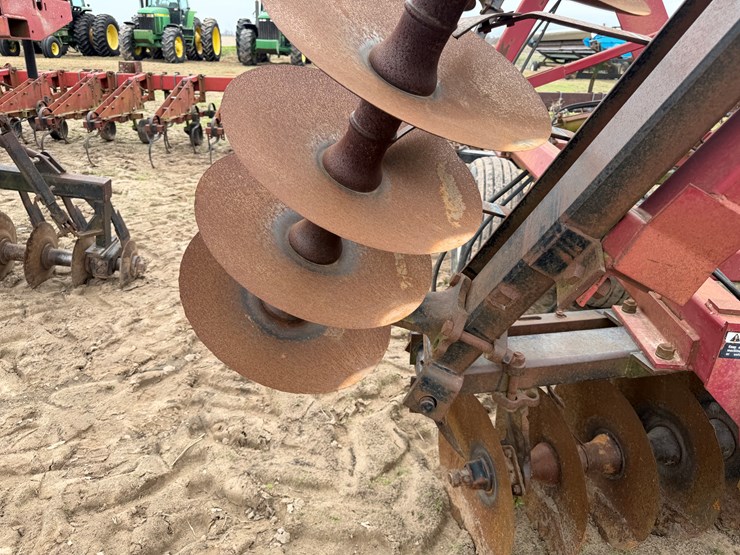 case-ih-496-image-50