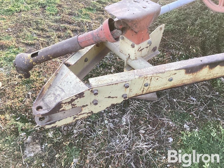 new-holland-790-image-18