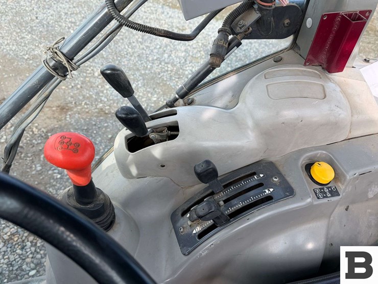 2016-kubota-m8540hd-image-24