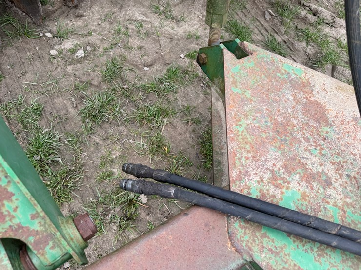 john-deere-25-image-50