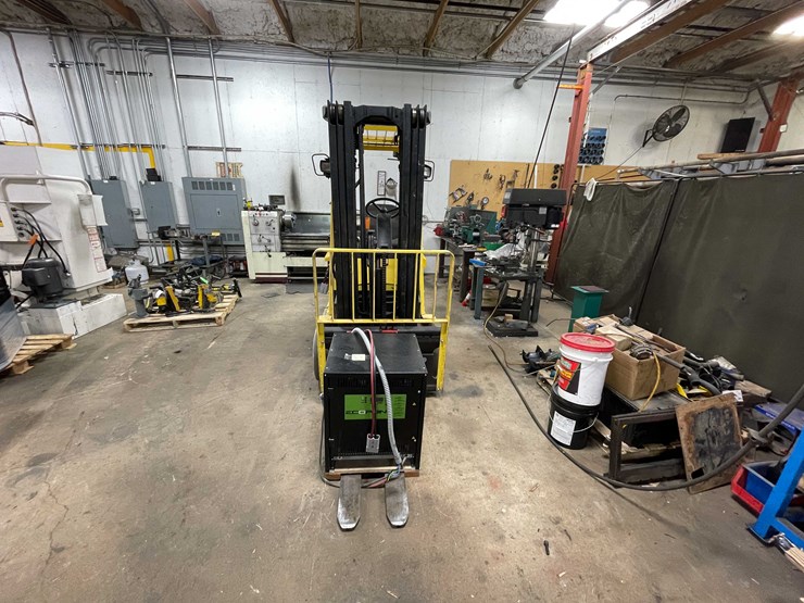 #1232-•-hyster-electric-forklift-(shawano,-wi)-image-2