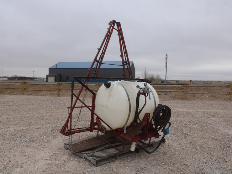 #2094-•-3-point-sprayer-with-200-gallon-tank-image-17
