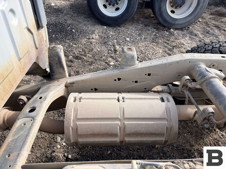 2018-chevrolet-silverado-3500-image-11