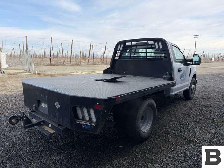 2019-ford-f350-image-9