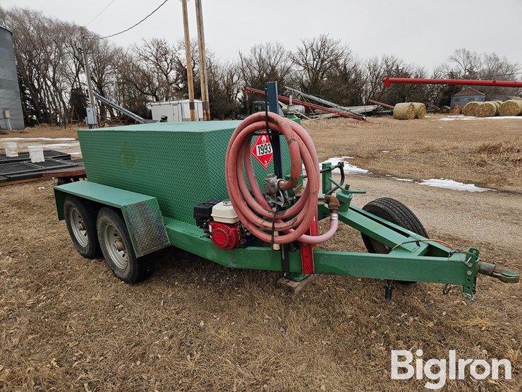 t/a-750-gal-fuel-trailer-image-3