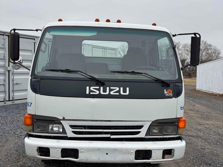 1997-isuzu-npr-image-2