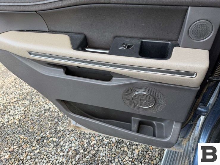 2018-ford-expedition-image-36