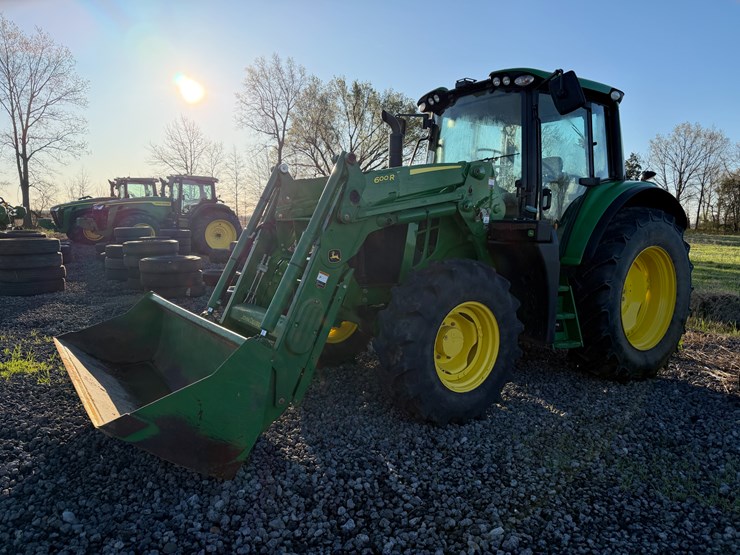 2017-john-deere-6120m-image-2
