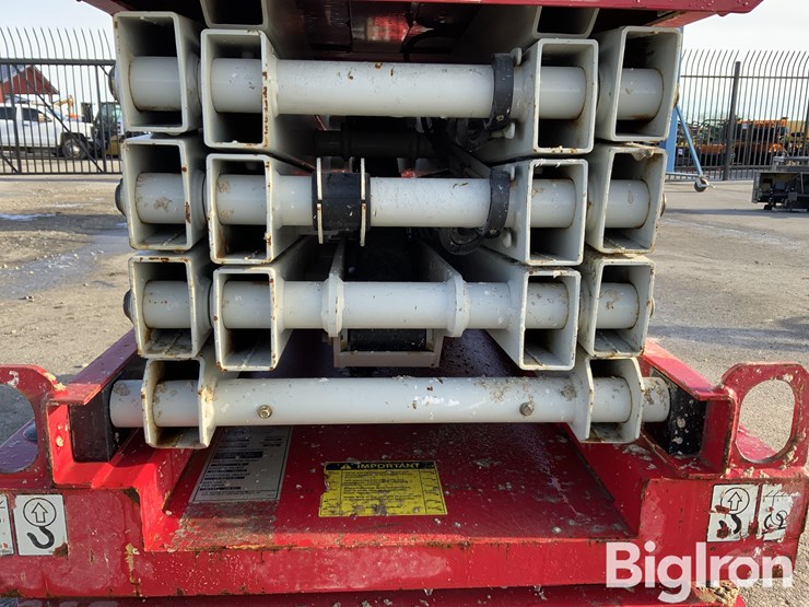 2018-massey-ferguson-730-image-10