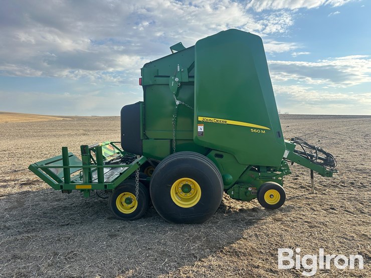 2019-john-deere-560m-image-4