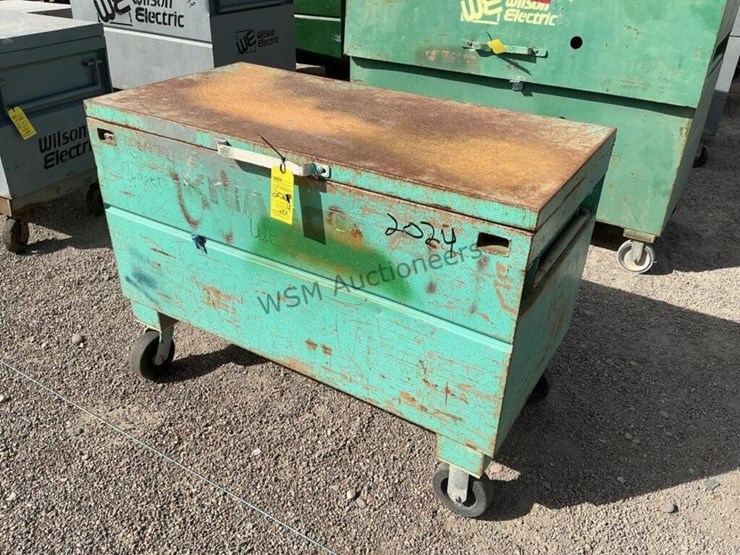 tool-storage-chest-image-2