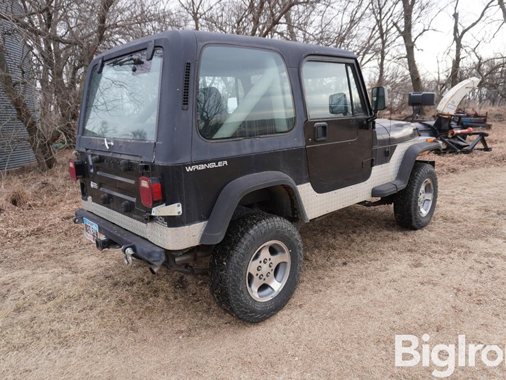 1991-jeep-wrangler-image-5