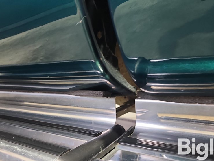 1998-chevrolet-k2500-image-16