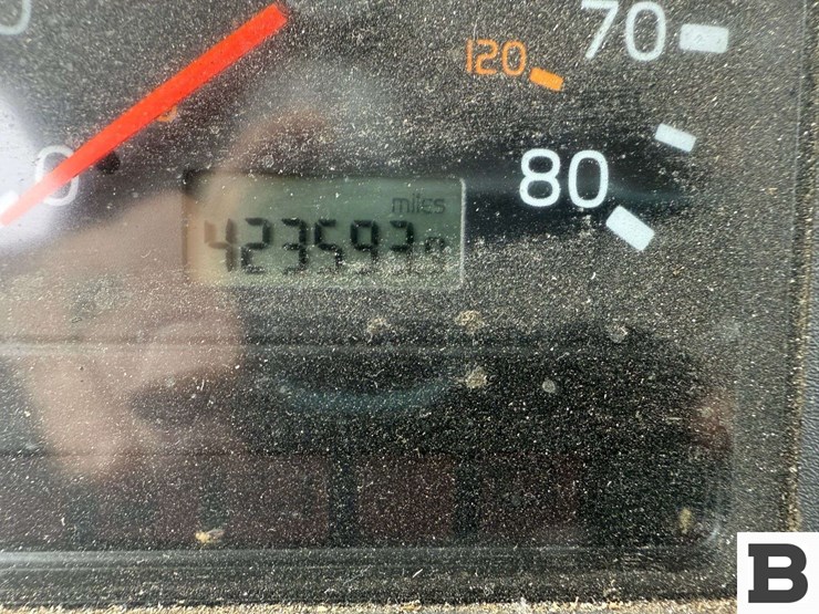 2001-volvo-vnl-tractor-truck---albany,-or-image-57