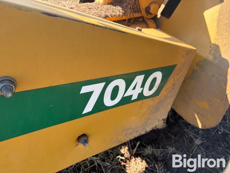 2007-vermeer-7040-image-15