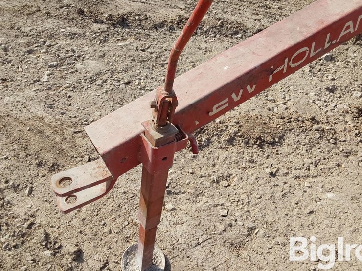 new-holland-144-image-9