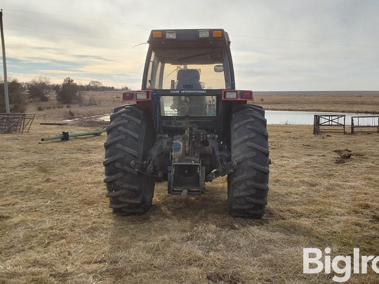 1990-case-ih-5140-image-6