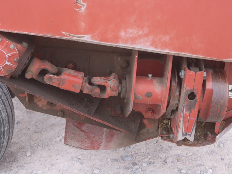 #1042-•-heston-1170-sickle-bar-hay-mower-image-33