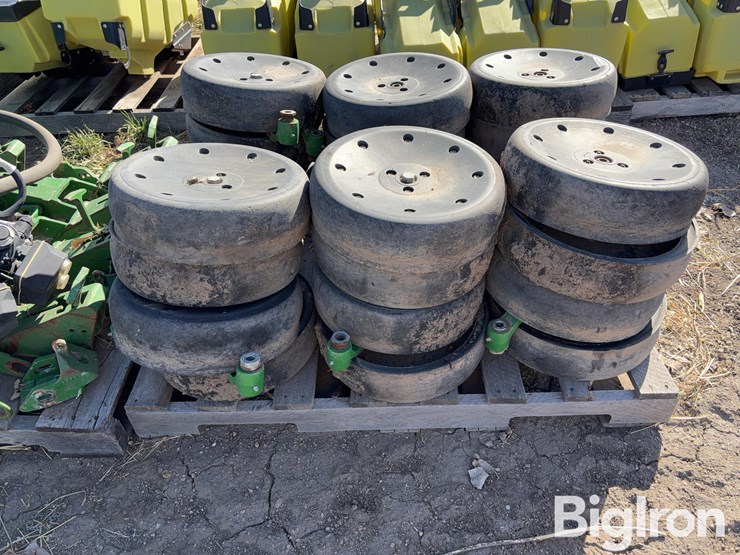 deere-tires-image-4