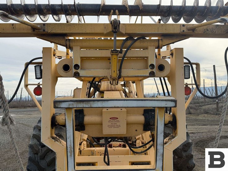 1996-international-915-image-11